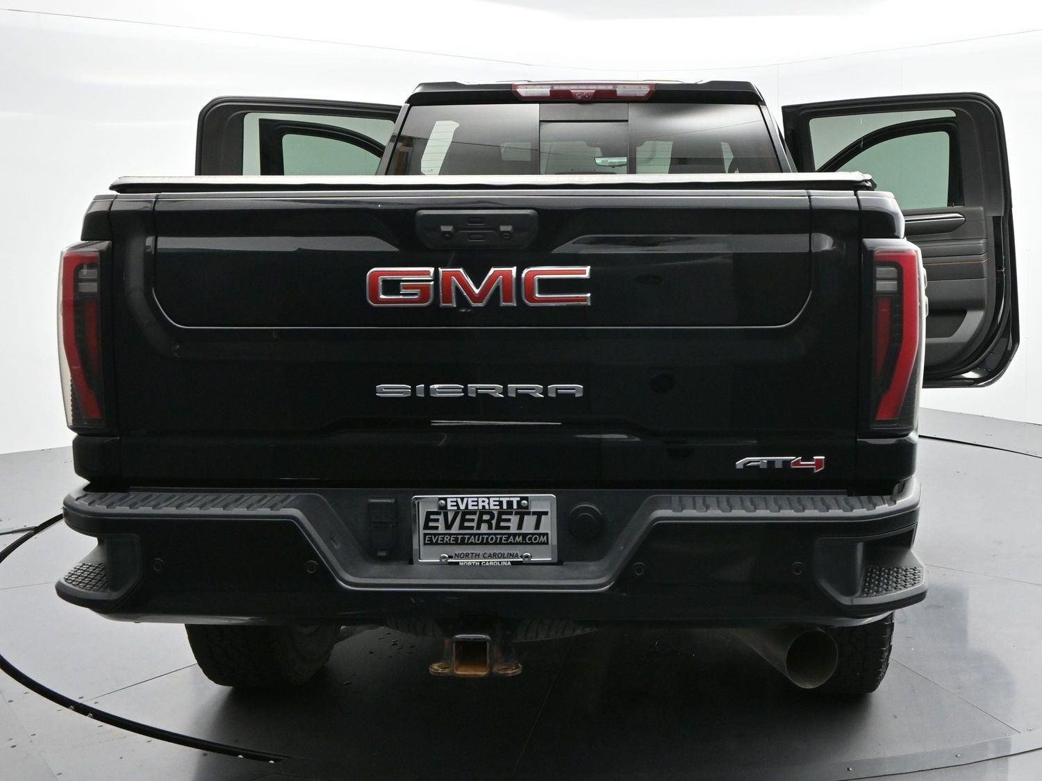 Used 2024 Onyx Black GMC AT4 image 45