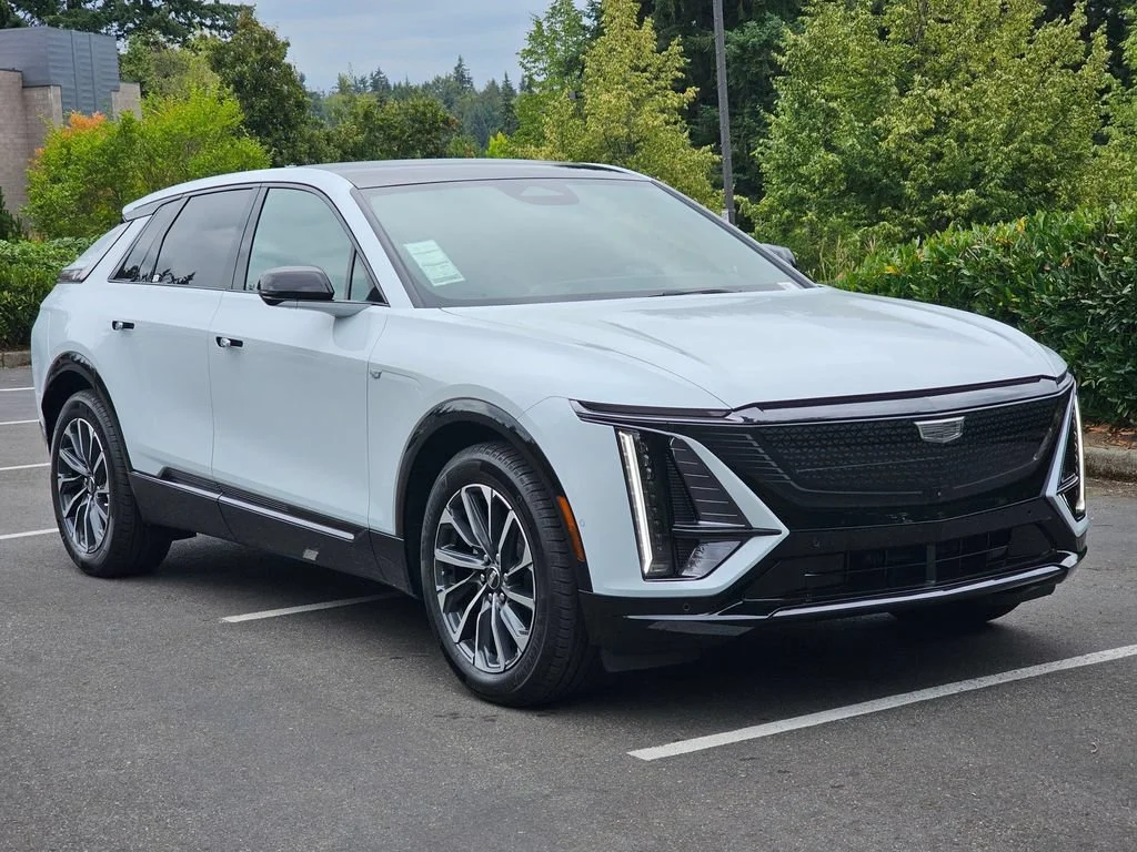 New 2026 Vibrant White Tricoat Cadillac Sport image 7