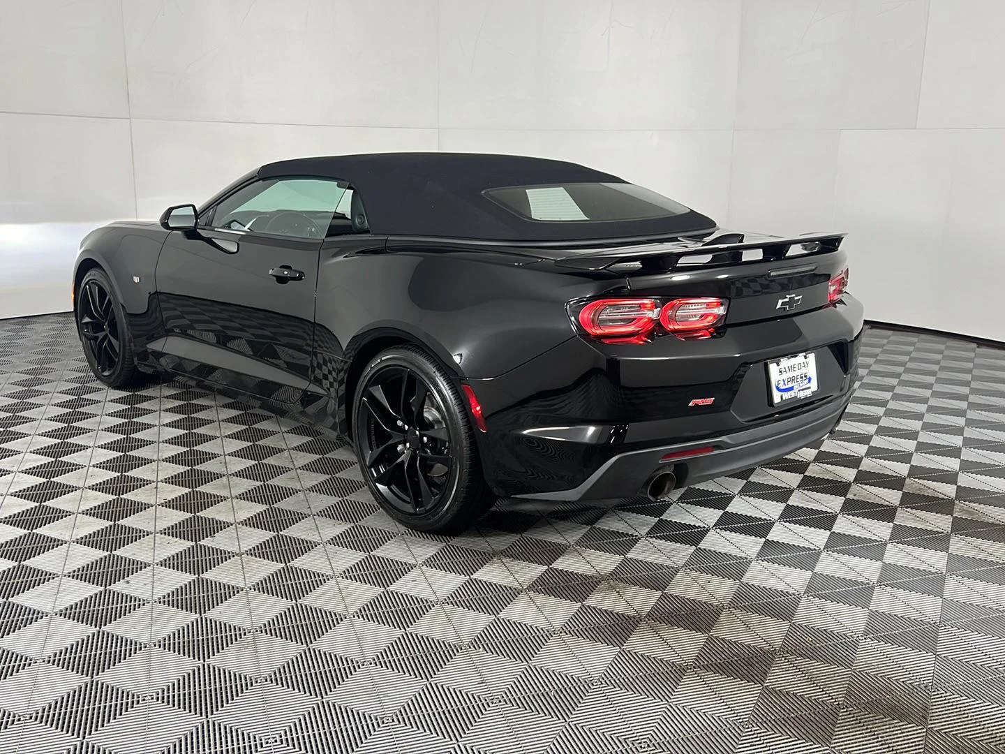 Used 2023 Black Chevrolet 1LT image 8