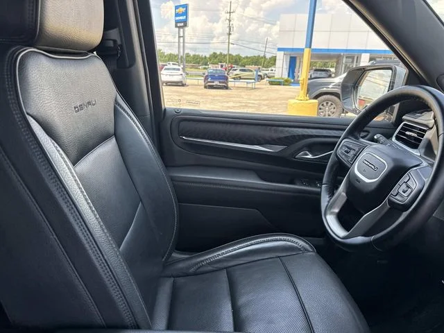 Used 2024 Silver GMC Denali image 28