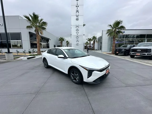 2026 Kia K4