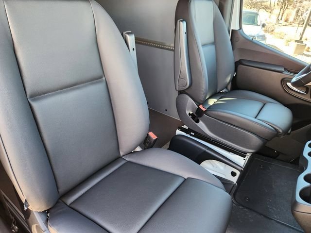 Used 2026 White Mercedes-Benz Cargo 144 WB image 17