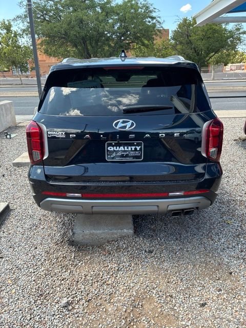 Used 2024 White Hyundai Limited image 4