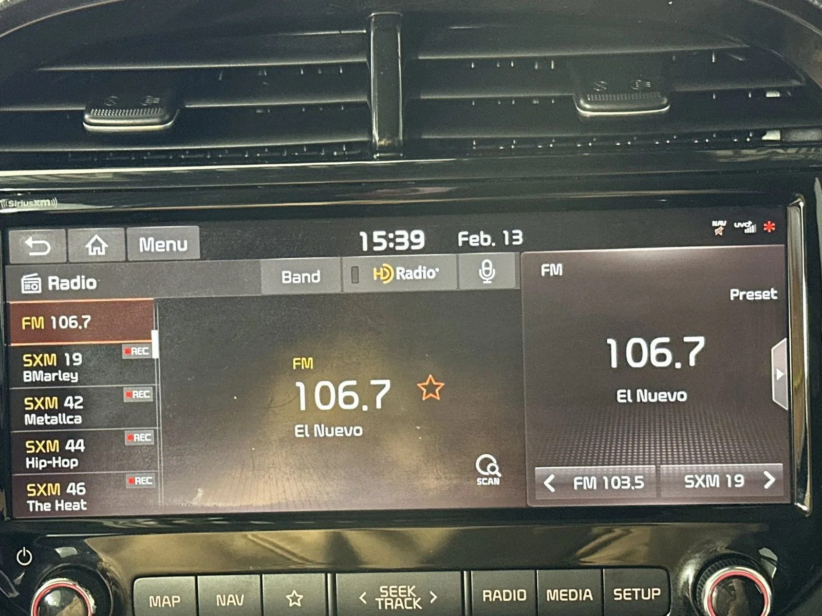 Used 2020 Black Kia EX image 16