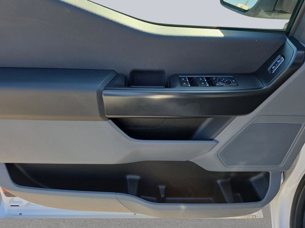 Used 2022 Oxford White Ford XL image 17