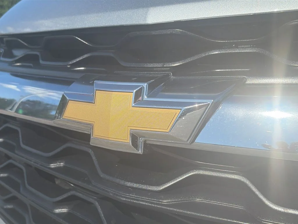 Used 2024 Gray Chevrolet LT image 32