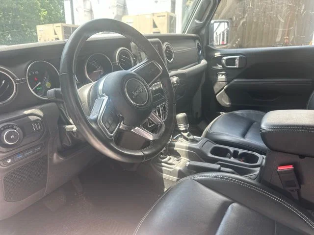 Used 2023  Jeep Sahara 4xe image 11