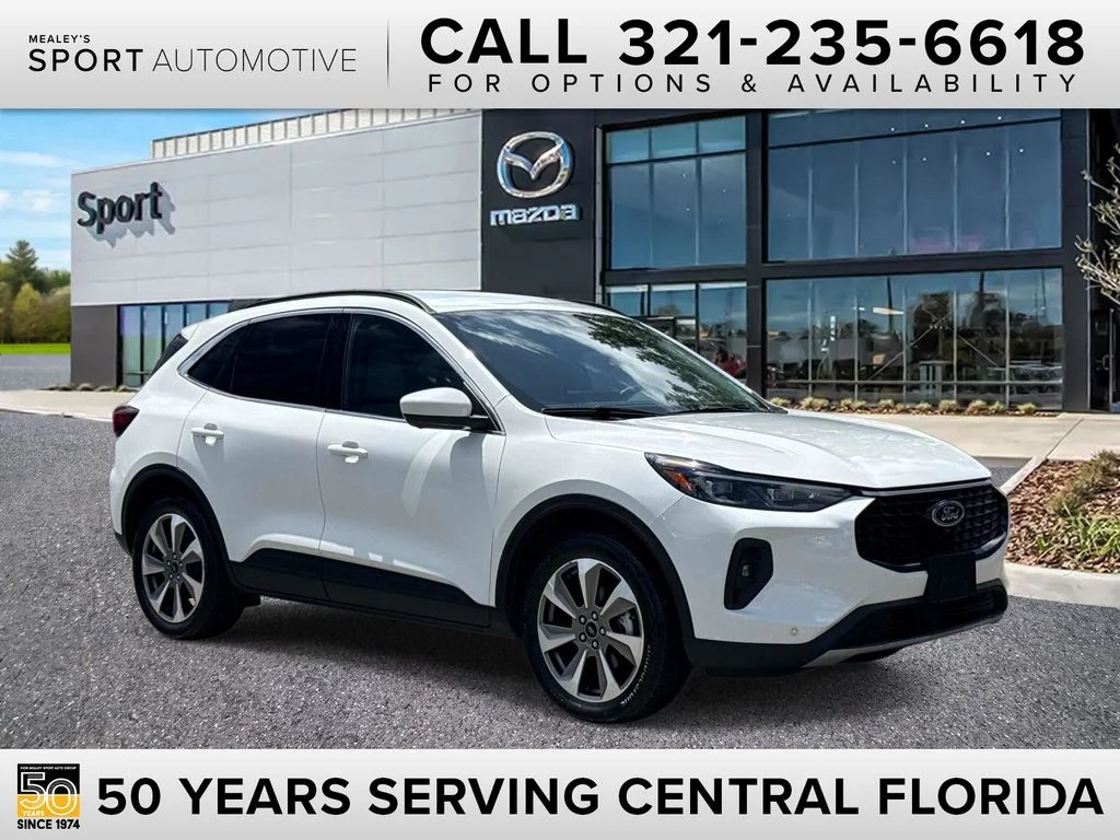 2025 Ford Escape Platinum AWD's photo