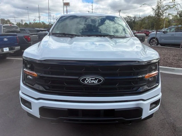 New 2026 Oxford White Ford XLT image 14