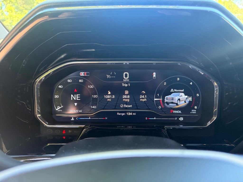 Used 2024 Blue GMC Elevation image 18