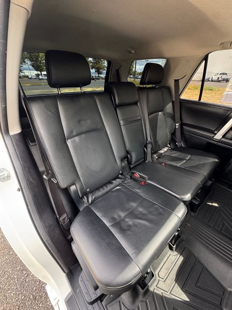 Used 2020 Blizzard Pearl Toyota Limited image 22