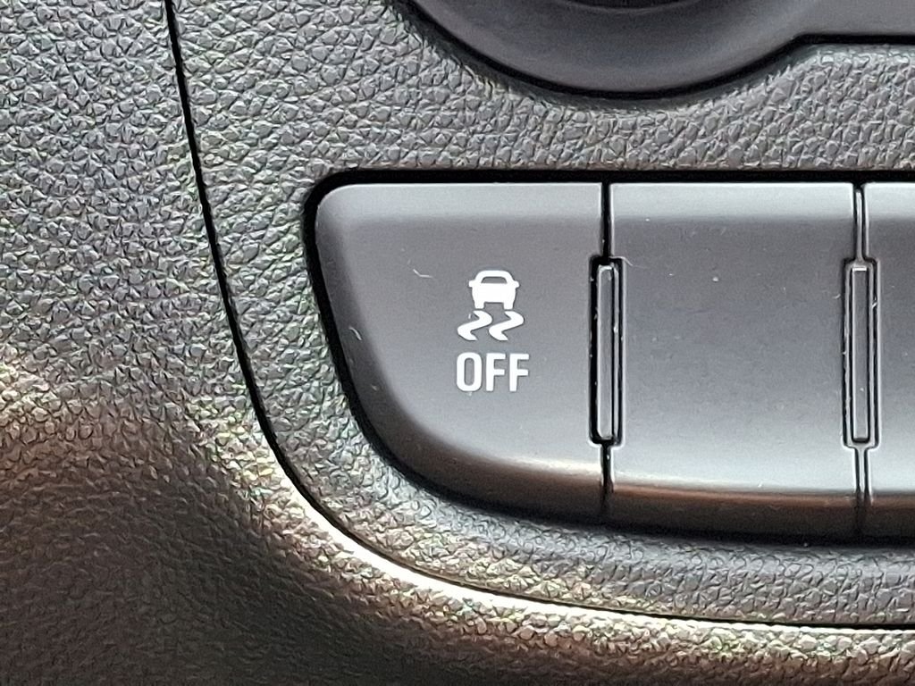 Used 2016 Blue Chevrolet 1LT image 26