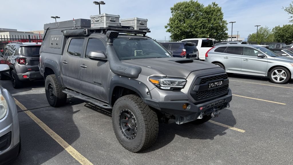 2016 Toyota Tacoma TRD Off Road Double Cab 4x4 V6 M/T SB's photo