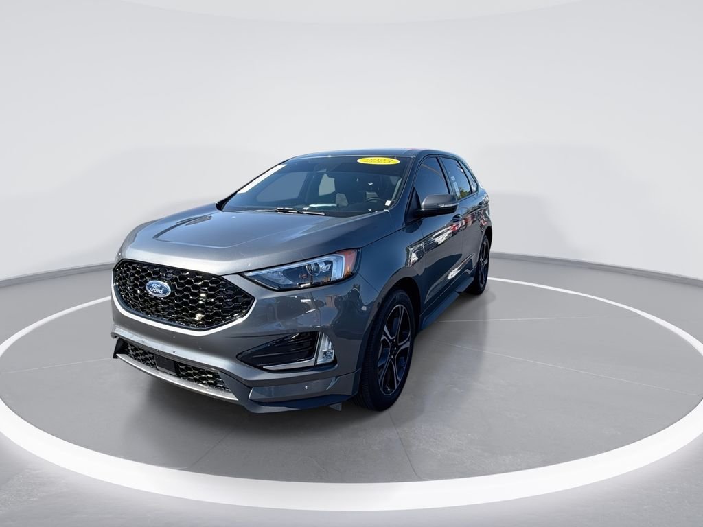 Used 2023 Gray Ford ST image 4