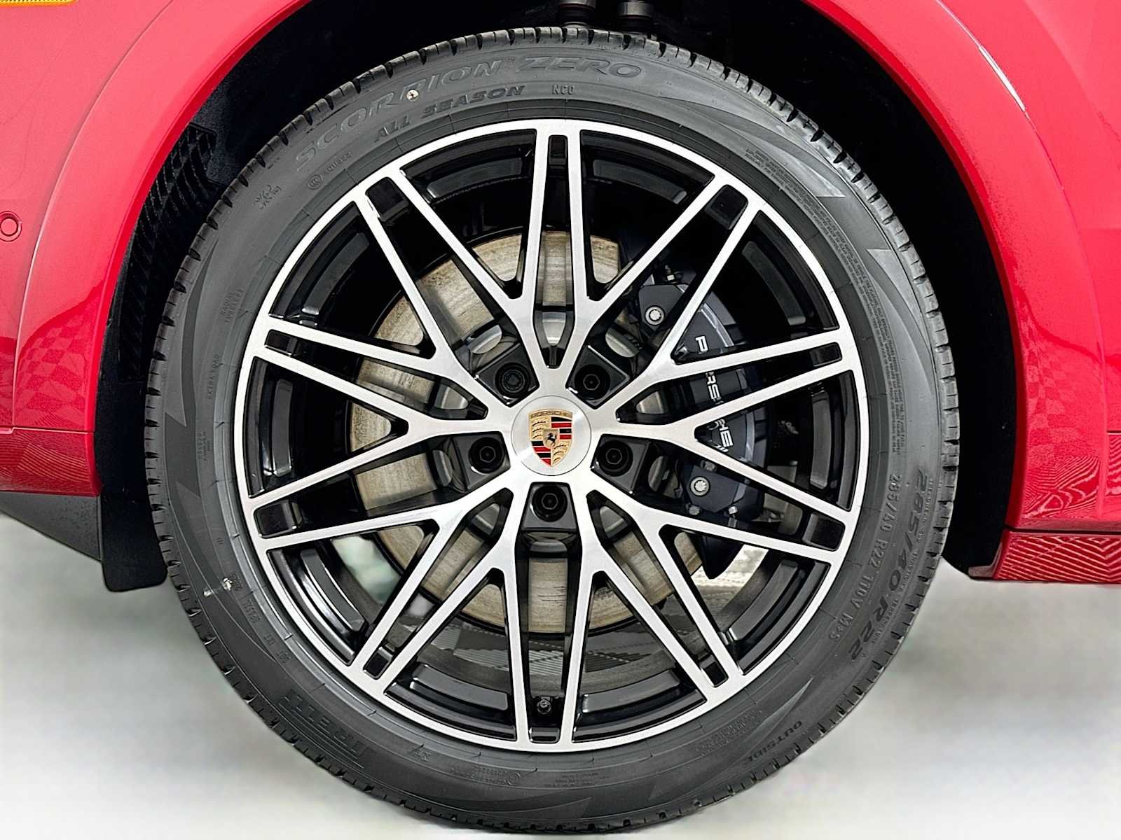 2026 Porsche Cayenne Coup E-Hybrid - Photo 32
