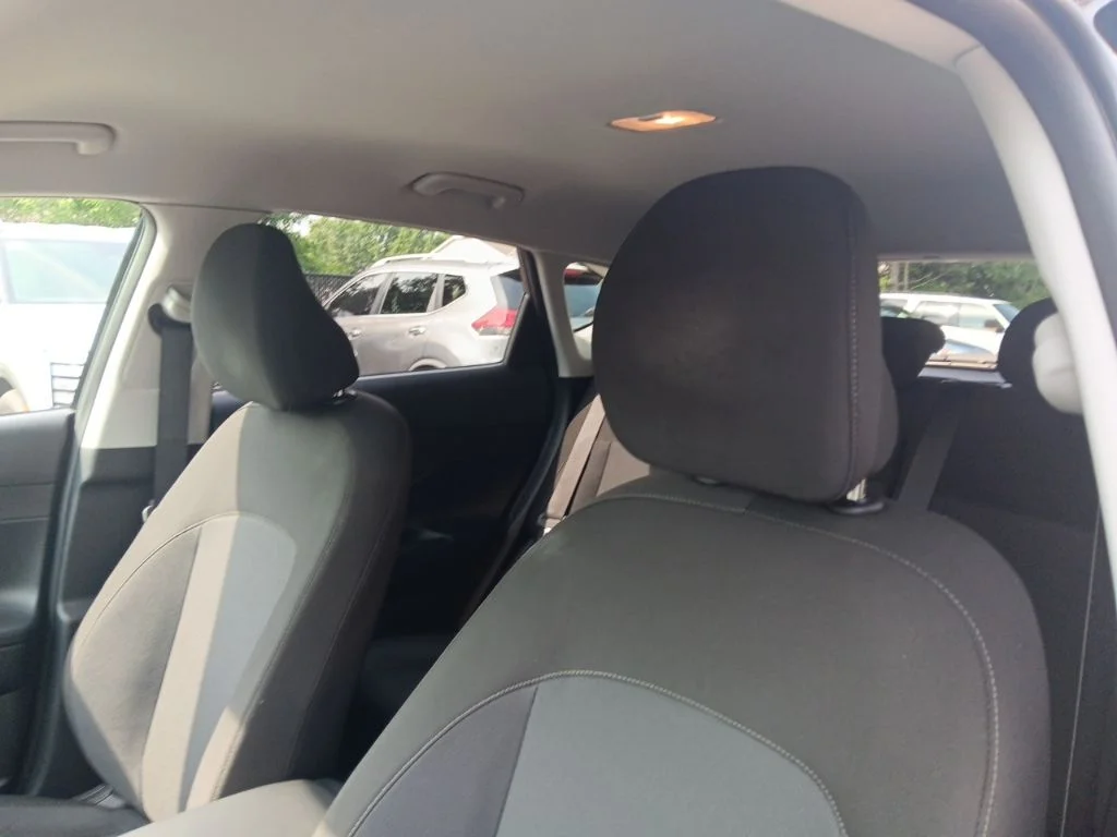 Used 2025 Abyss Black Pearl Hyundai SEL image 14