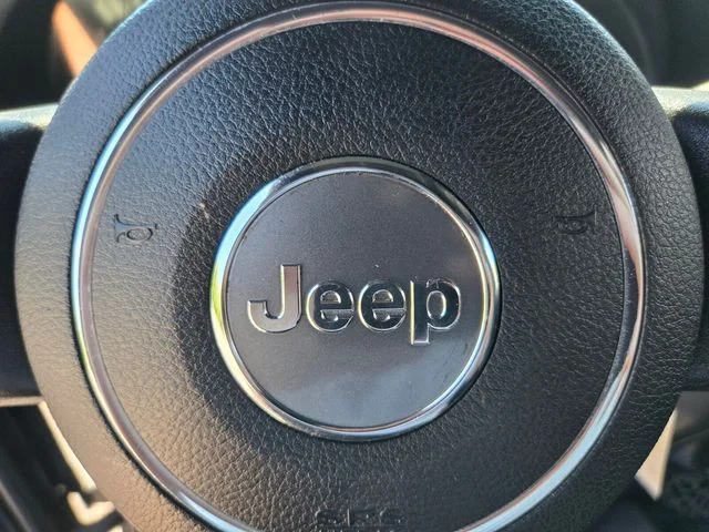 Used 2015 Black Jeep Unlimited Sport image 29