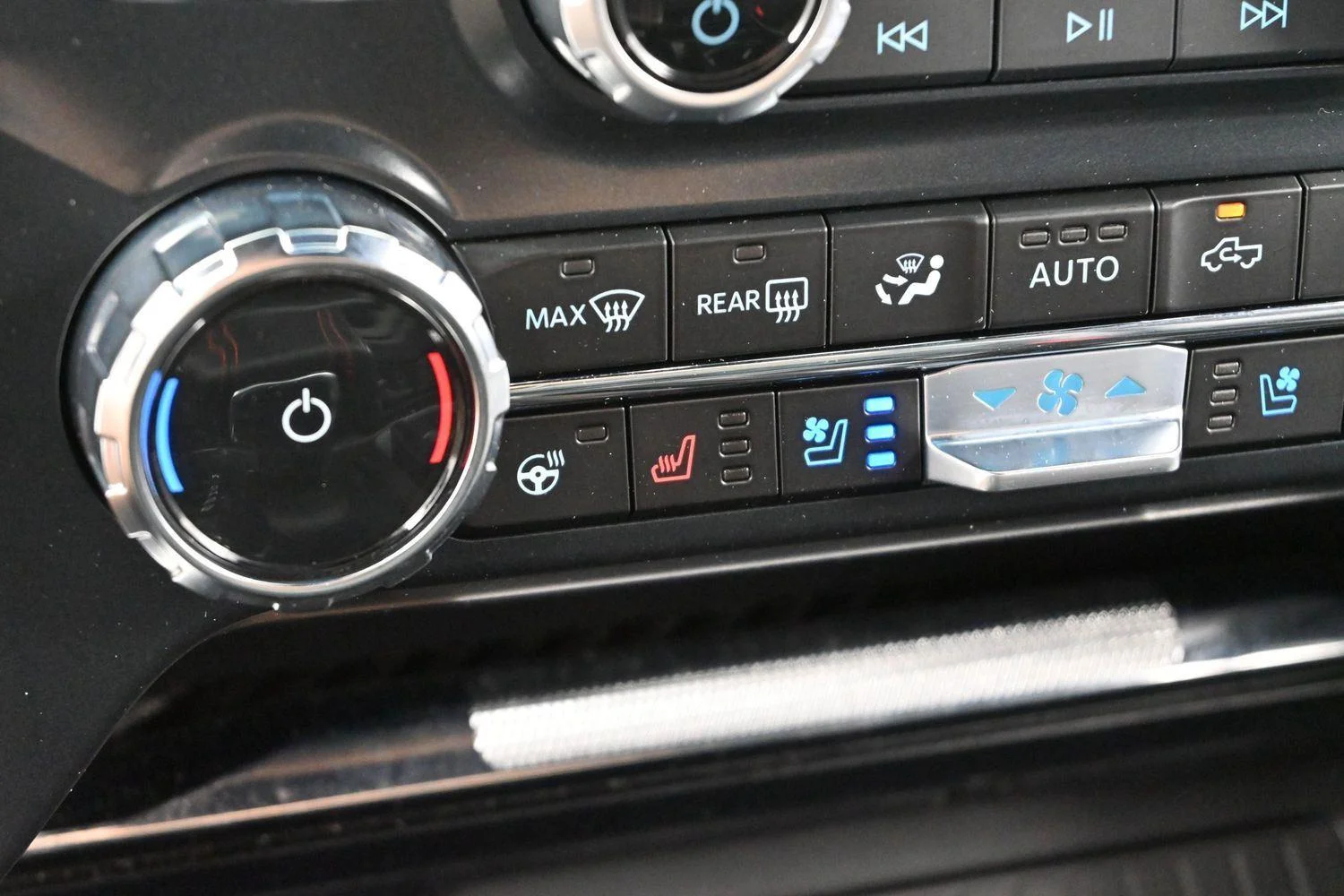 Used 2025 Antimatter Blue Ford Raptor image 30