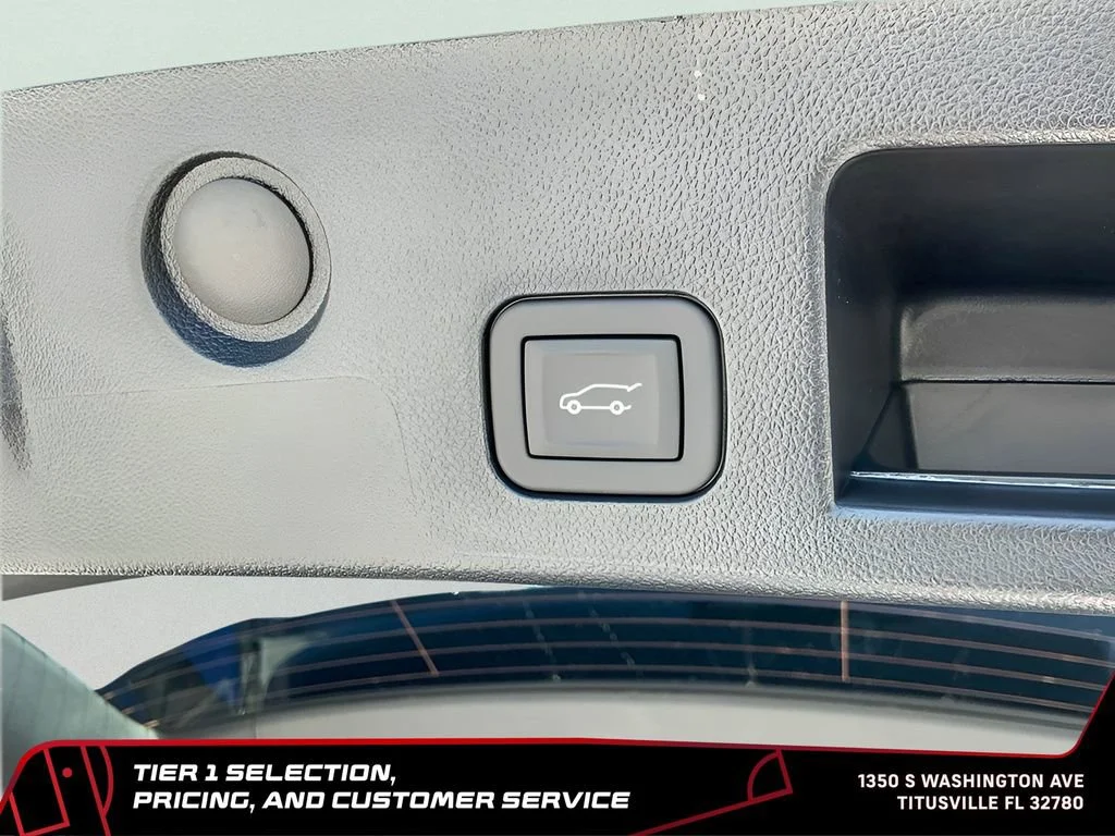 New 2026 Rapids Metallic GMC Elevation image 16