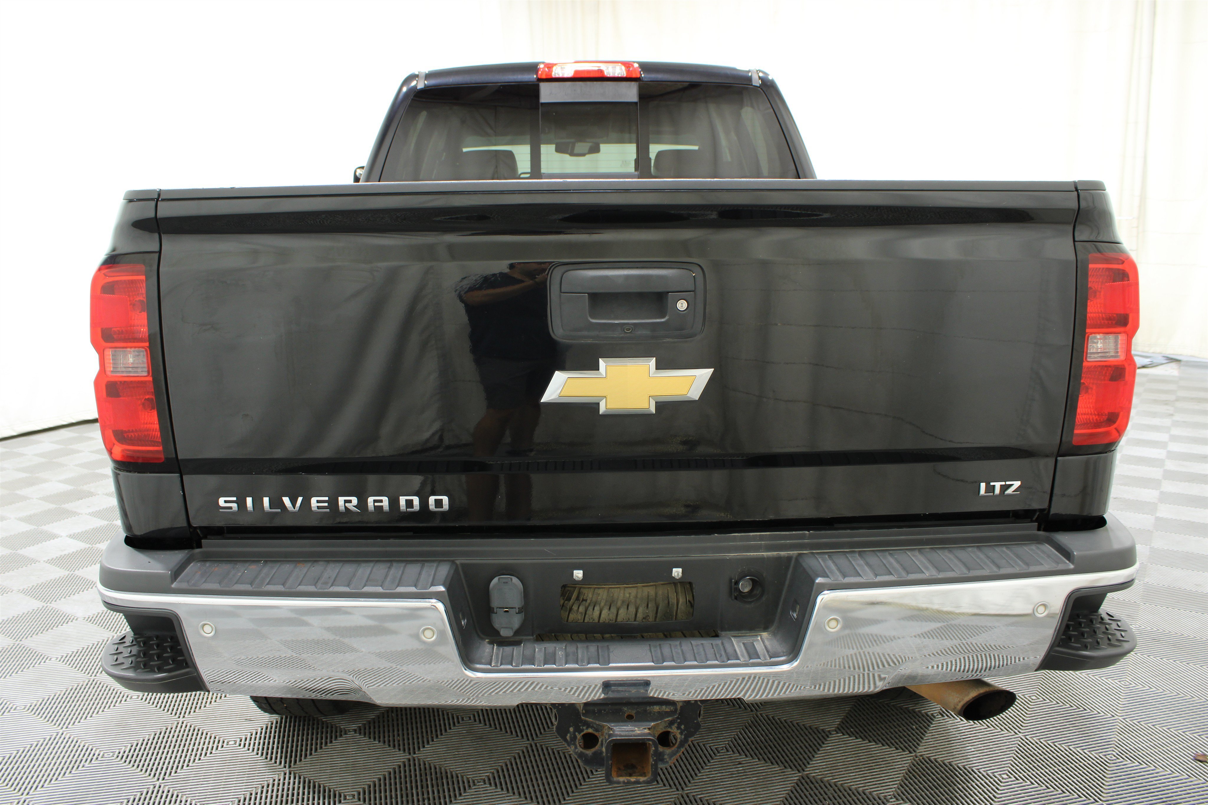 Used 2015 Black Chevrolet LTZ image 28