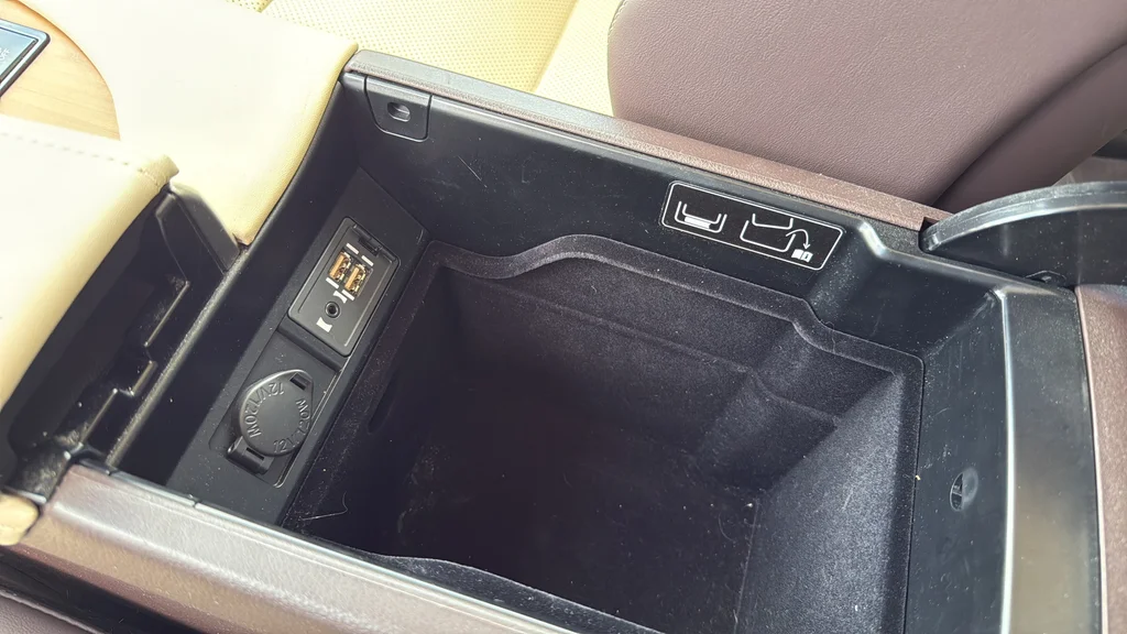 Used 2018 Beige Lexus 350 image 29