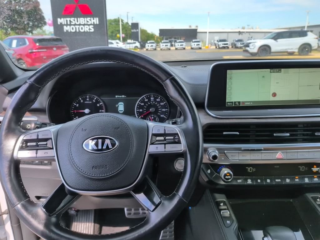 Used 2021 White Kia SX image 27