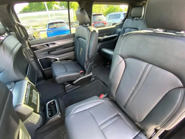 New 2026 Steel Blue Exterior Paint Jeep Limited Altitude image 11