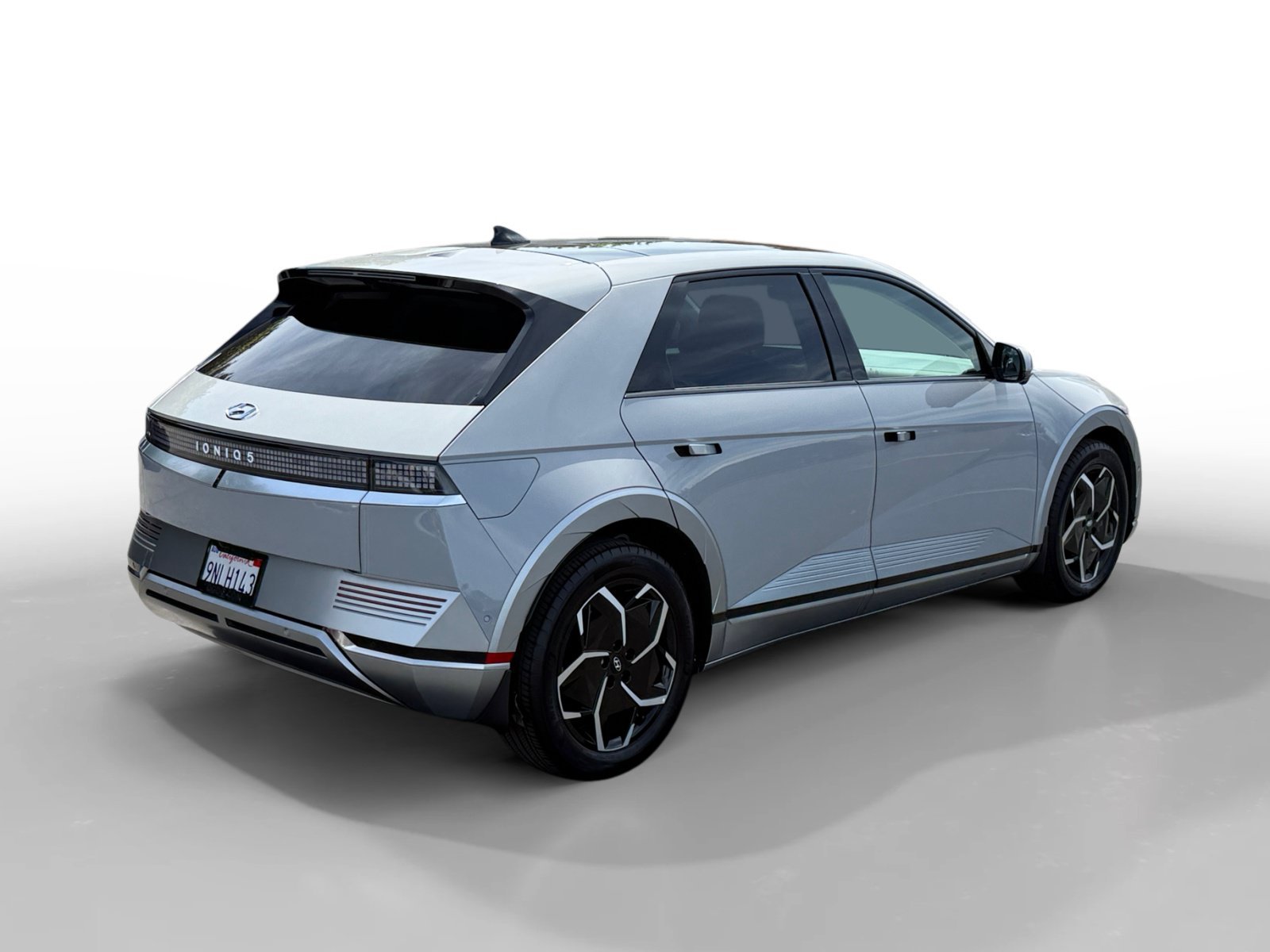 Certified Used 2024 Cyber Gray Hyundai Limited image 5