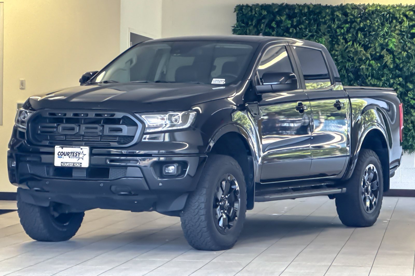 Used 2020 Shadow Black Ford LARIAT image 8