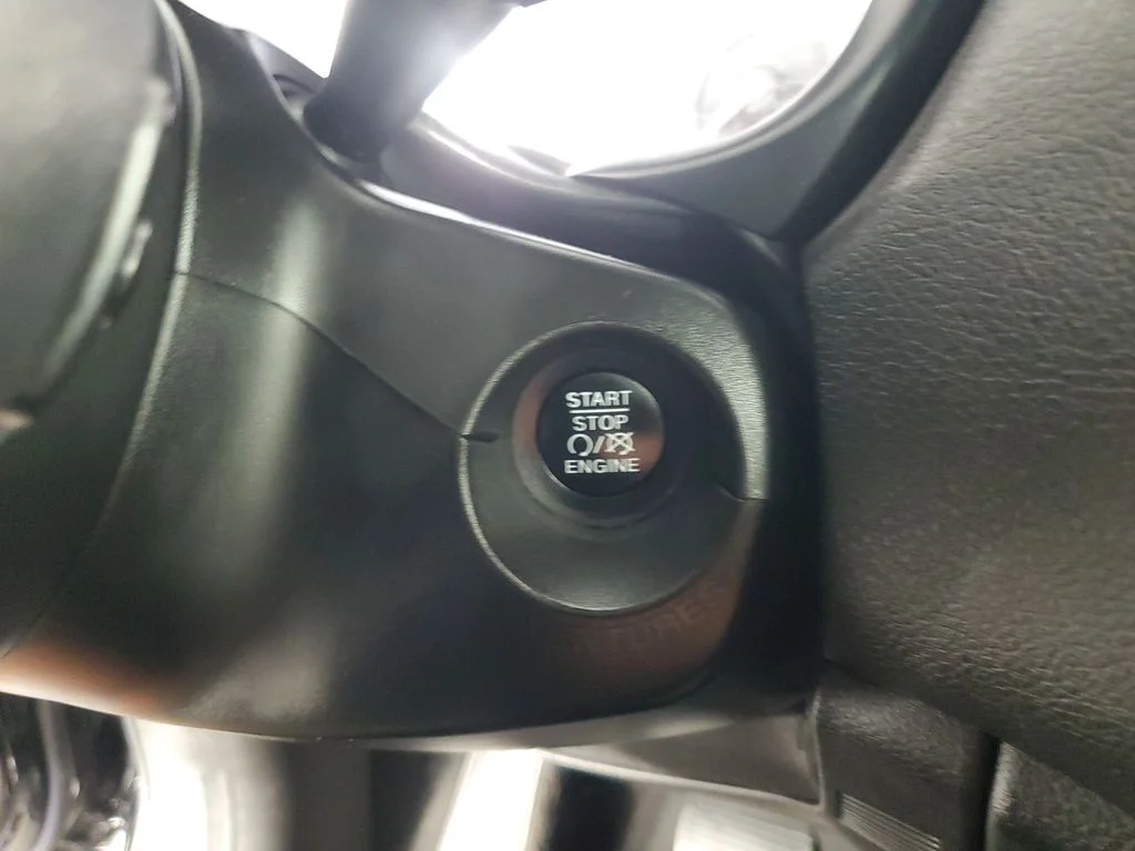 Used 2021 Black Jeep Sport image 22