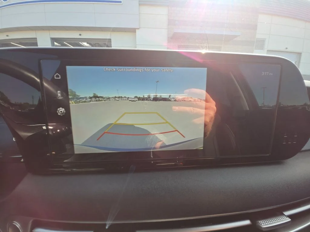 Used 2024 Black Hyundai SEL image 16