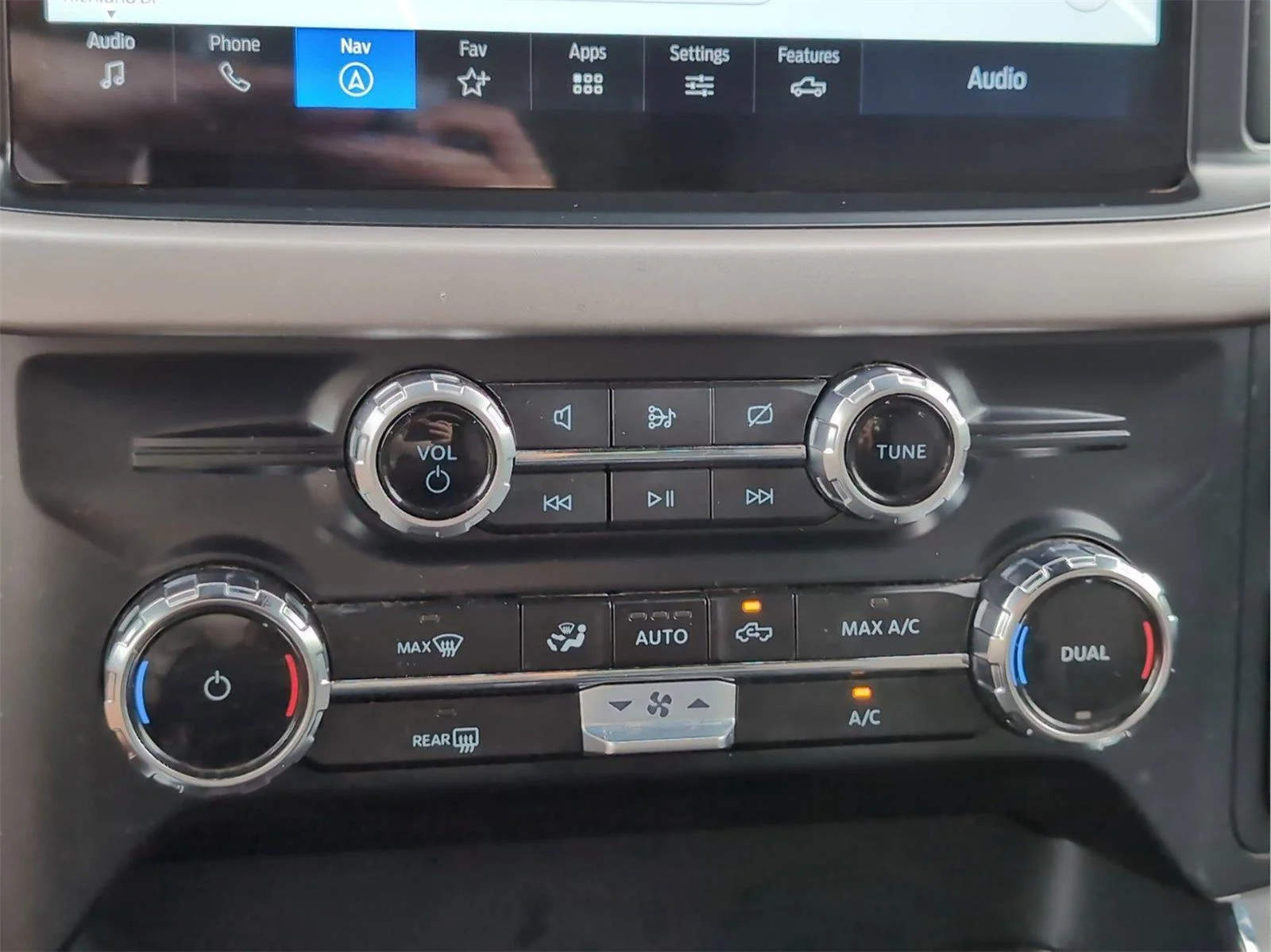Used 2024 Carbonized Gray Ford XLT image 19