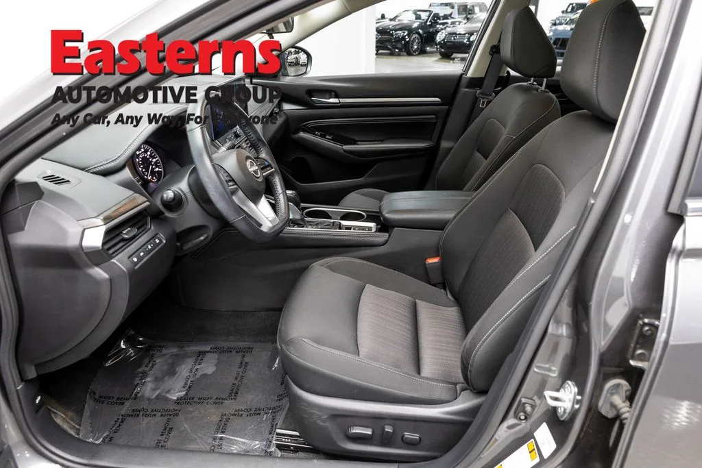 Used 2023 Gray Nissan 2.5 SV image 14