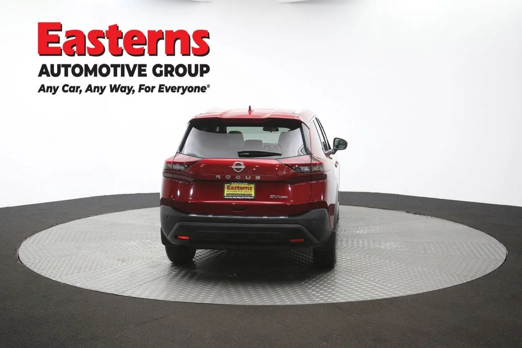 Used 2023 Red Nissan SV image 40