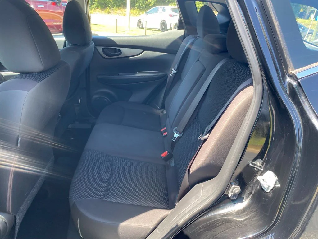 Used 2017 Black Nissan S image 7