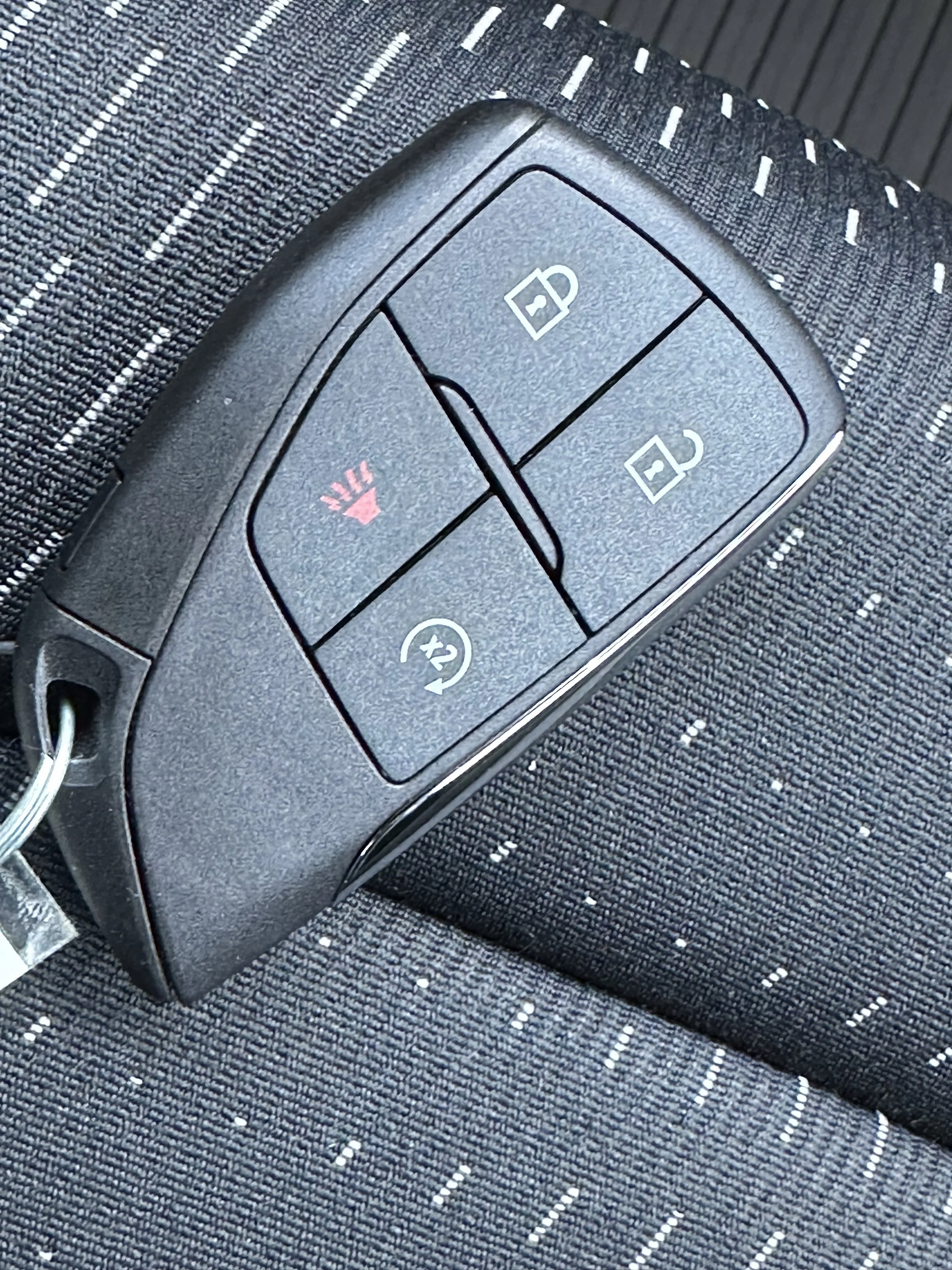 New 2026 Summit White Chevrolet AWD LT image 21