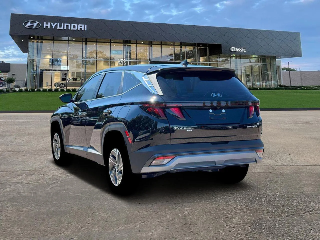 New 2026 Ash Black Hyundai Blue SE image 5
