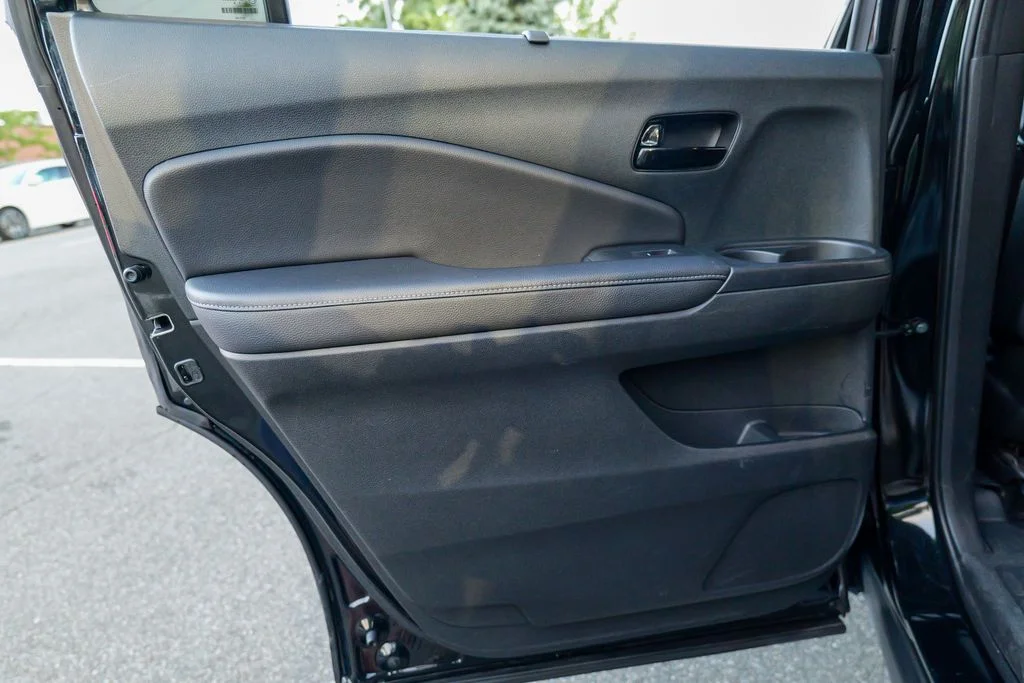 Used 2023 Black Honda Elite image 25