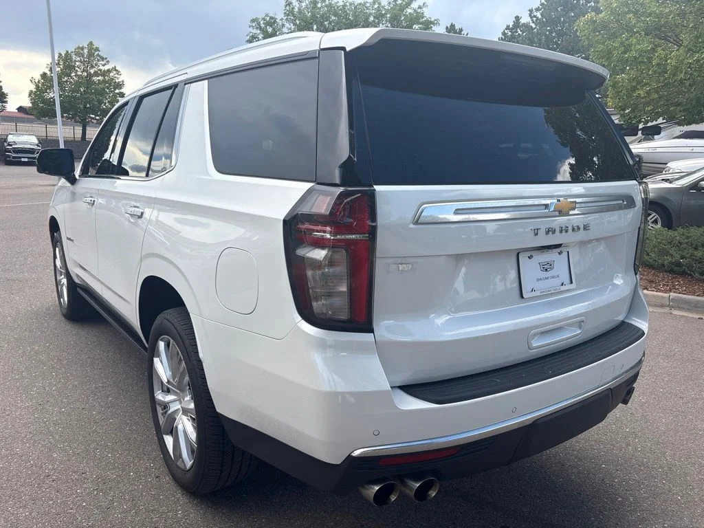 Used 2021 White Chevrolet High Country image 3