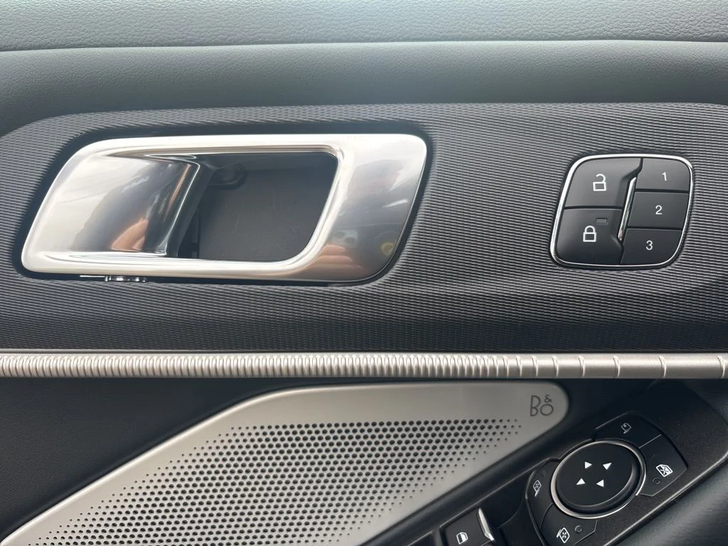New 2026 Blue Ford Tremor image 23