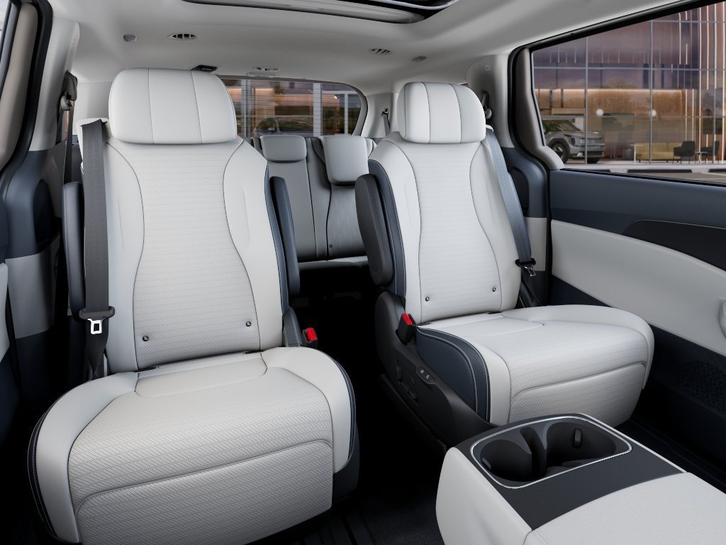 New 2027 Ceramic Silver Kia SX image 16