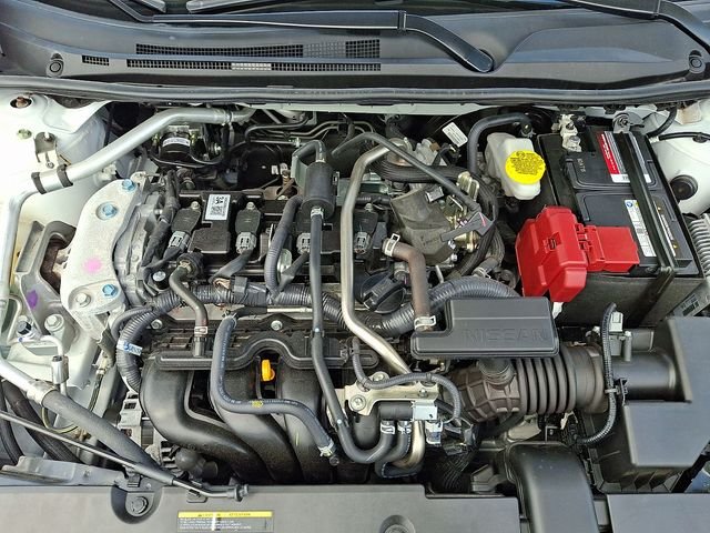 Used 2025 White Nissan SR image 26