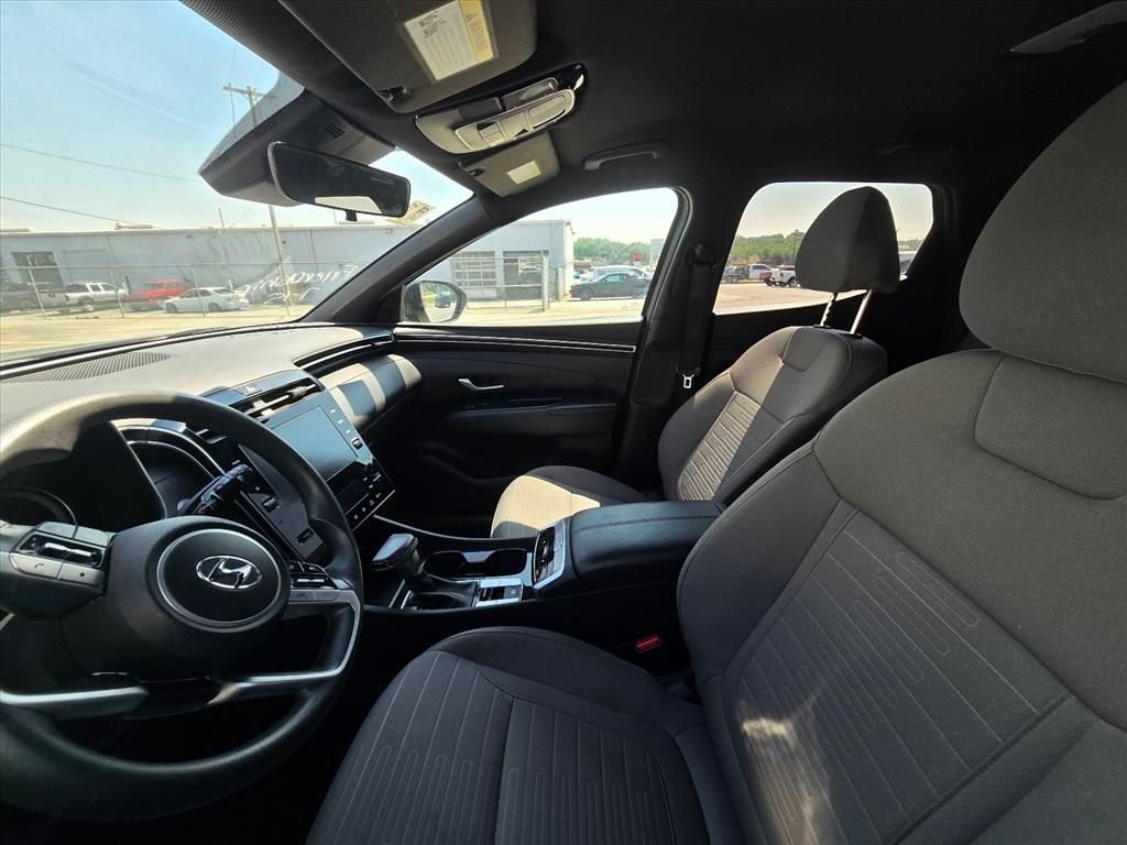 Used 2024 Gray Hyundai SEL image 3