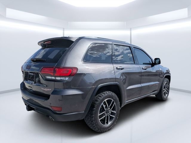 Used 2021 Gray Jeep Trailhawk image 3