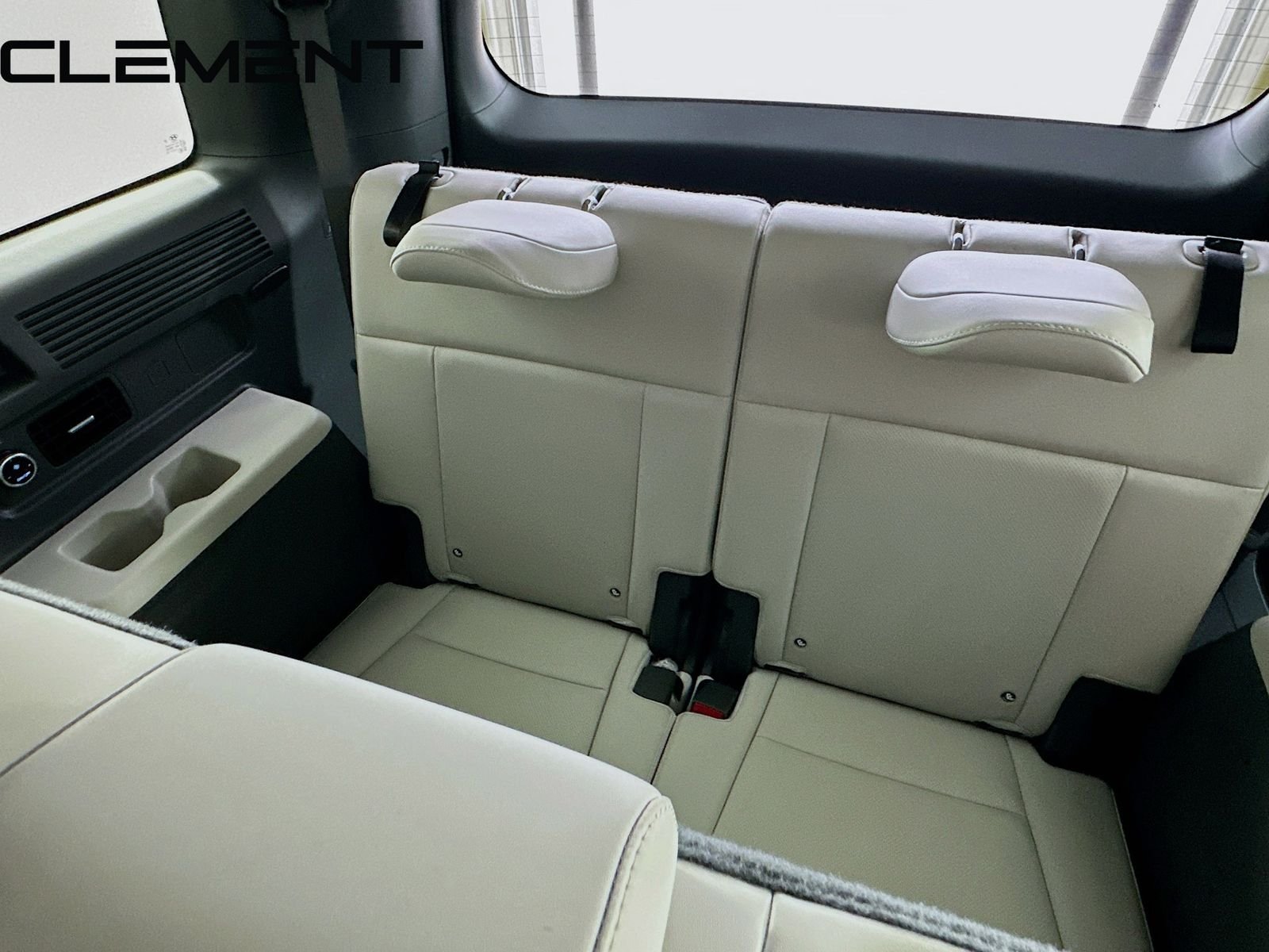 Certified Used 2025 Silver Hyundai SEL image 33