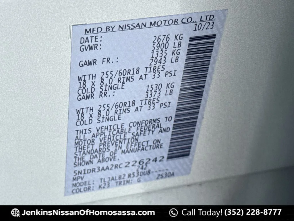 Used 2024 Silver Nissan S image 47