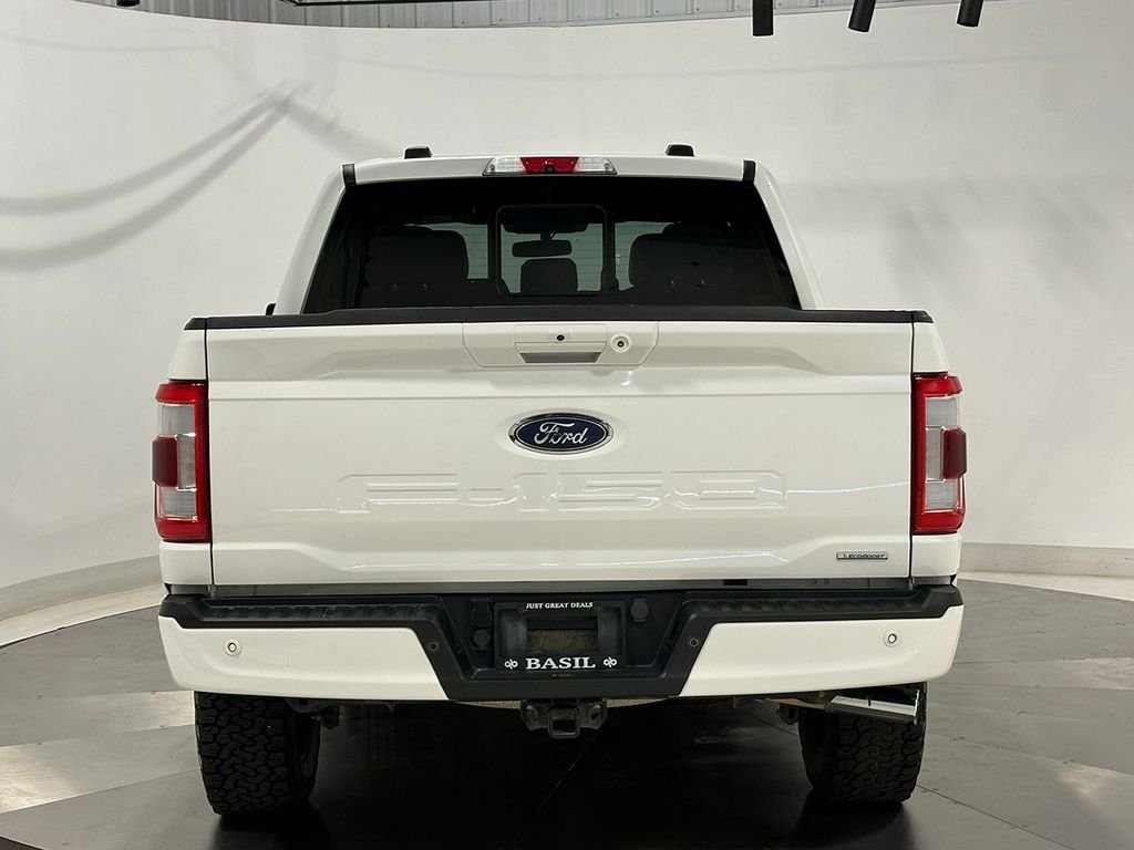 Used 2022 White Ford Lariat image 12