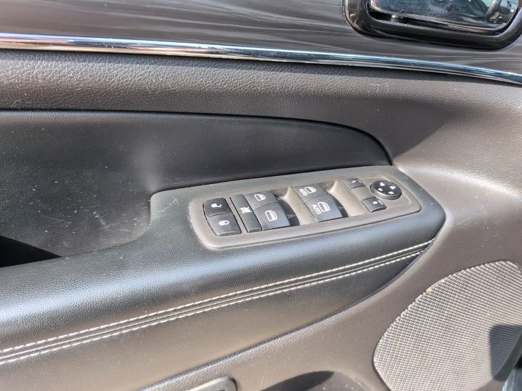 Used 2021 Black Jeep Limited image 16