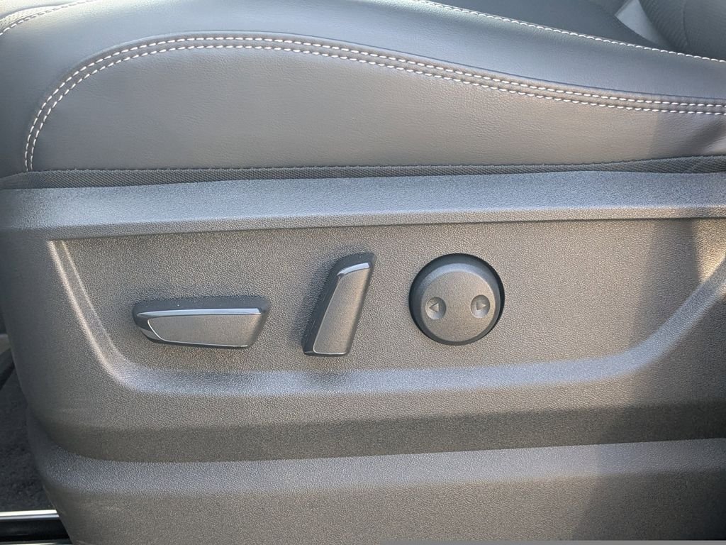 2025 Nissan Armada PRO-4X - Photo 20