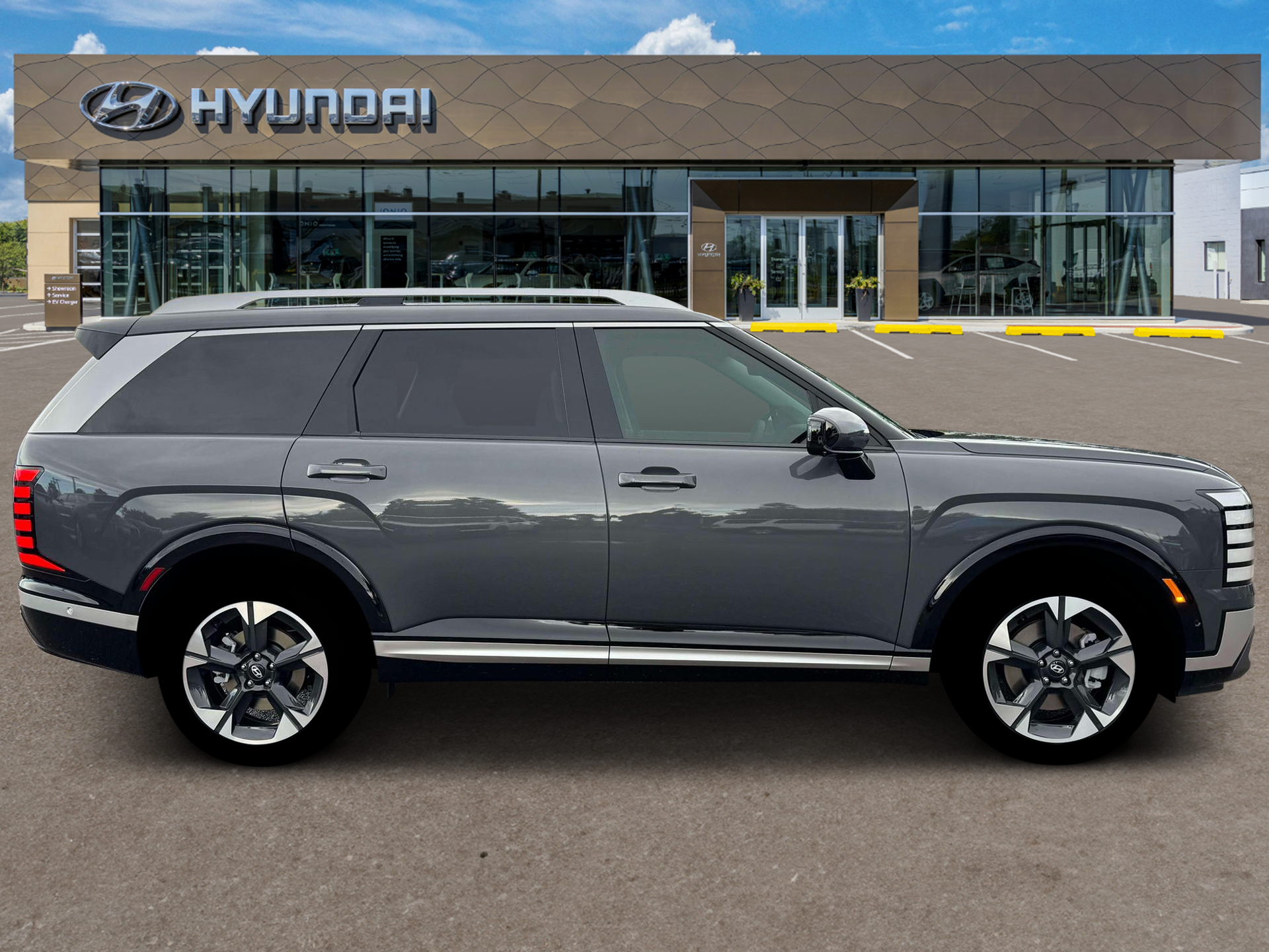 New 2026 Ecotronic Gray Pearl Hyundai Limited FWD image 9
